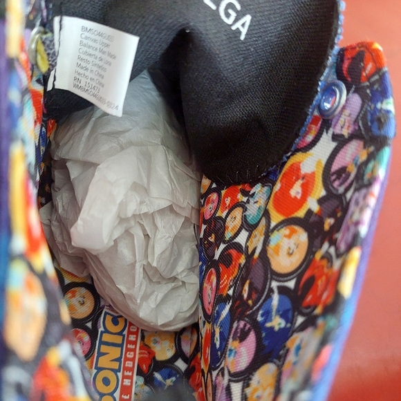 Kids High-Top Sneakers SONIC Sz 6 NEW WITH TAGS SEGA. (Bag C) - Picture 6 of 6